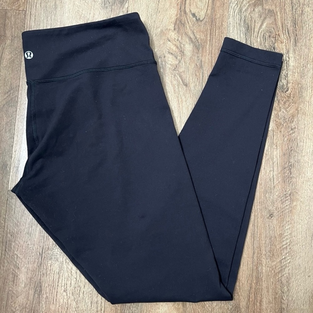 Lululemon Mid-Rise Wunder Under Leggings